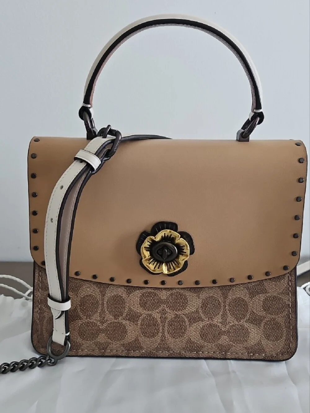 Coach satchel tan